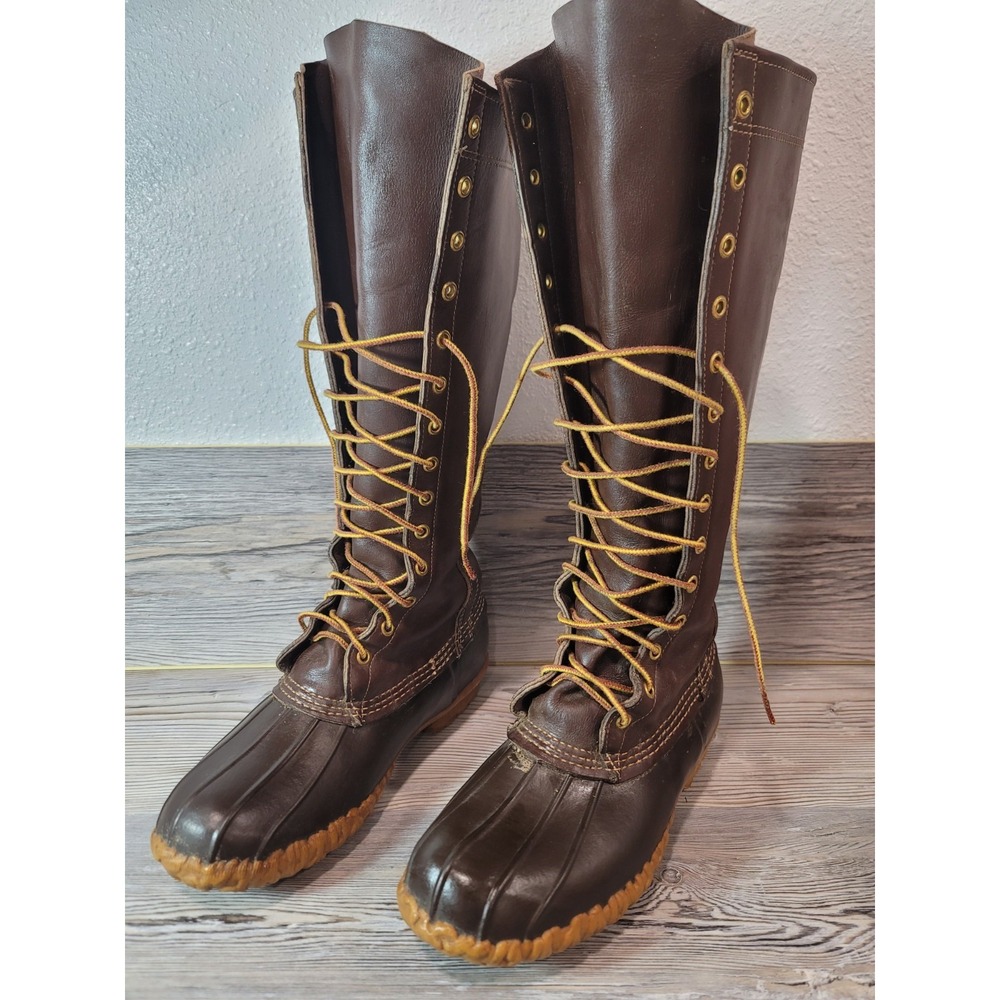 Vintage L.L.Bean Maine Hunting Boots womans 7 , 16in tall Lace up 14 holes 1970'